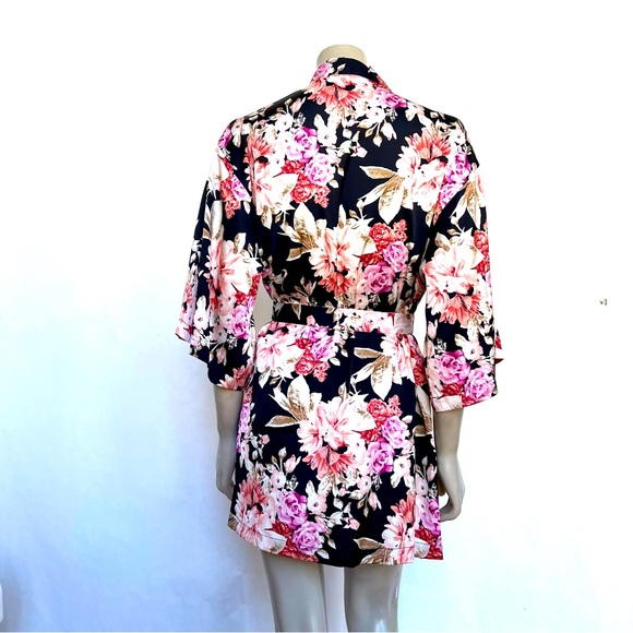 Floral Kimono Robe - Picture 4 of 9
